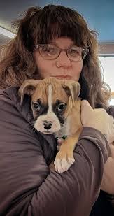 This is my baby. We named her daisy and she is a wonderful listener. She  does think she is a lap dog. 😂🐾