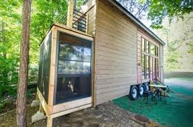 Cette Maison Mobile Cache Un Interieur Hyper Luxueux Tiny House Swoon Small Tiny House Tiny House