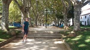 Xvi, sobre os restos de uma necrópole visigótica. Largo Da Assuncao Foto De Igreja Paroquial De Nossa Senhora Da Assuncao Cascais Tripadvisor