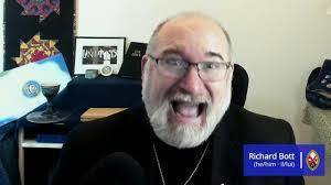 Elaine Bott's Instagram, Twitter & Facebook