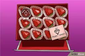 What's not to love about luscious strawberries dipped in rich, decadent chocolate? How To Ship Chocolate Covered Strawberries 12 Steps