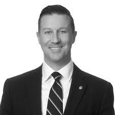 Aaron Cress's Instagram, Twitter & Facebook