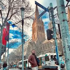 Hafidz roshdi,hanna aqeela insiden kecelakaan membuka peluang syaufiq mendekati insyirah. M Af On Twitter Punya Lama Tak Tengok Tv Sampai Aku Sendiri Tak Tahu Malaysia Dah Wujud Drama Kelip Kelip Di Kota London Hahahaha