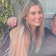 Laura Snape (@Laura_Severus)