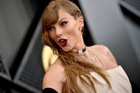 Taylor Swift downsizes to one private jet as she threatens legal action  against student