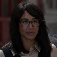 Maxine Mercer's Instagram, Twitter & Facebook