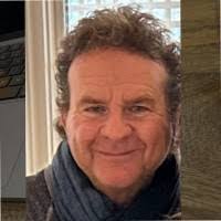 Sydney Laub's Instagram, Twitter & Facebook