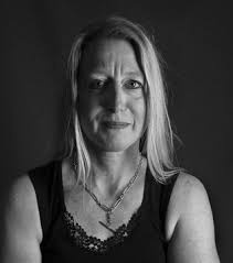 THE OFFICIAL RACE PROGRAM