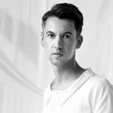 Daniel Crabtree Menswear Designer/Consultant