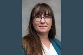 Dryden Quigley wins Frank Barrows Award for investigation of COVID death in  Durham County jail