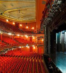 Erst ab 1976 wurden im raimund theater auch vereinzelt musicals gespielt, etwa kurt weills lady in the dark in den jahren 1984/85. Raimund Theater Die Theater Musical Vienna