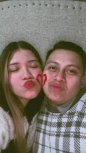 Corazon En La Mejilla De 5 Personas