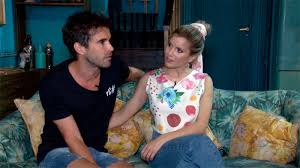 Tomás fonzi was born on august 24, 1981 in buenos aires, federal district, argentina as tomás gonzalo fonzi. Laurita Fernandez Sobre La Version De Que Cabre Le Eligio Galan Para Trabajar Espectaculos Elonce Com