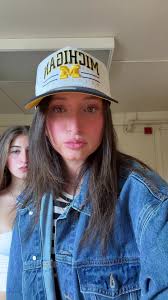 Zoe Hazel Vanbrocklin