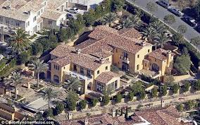 Kobe Bryant S Newport Coast Estate Celebrityhomes Orangecounty Mansions Kobe Celebrity Houses
