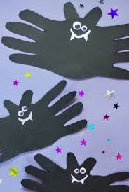 Our halloween craft is a terrific way to explore how 3d images can be created. 32 Easy Halloween Crafts For Kids Best Family Halloween Craft Ideas