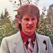 Search Paul Mohr Obituaries and Funeral Services