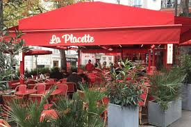Le réseau social n'est pas né avec le web 2.0 même si 2007 a marqué un tournant sur ce marché. Terrasses Parisiennes Le Grand N Importe Quoi
