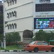 May 16, 15:15 teluk intan. Photos At Batu Hidup Teluk Intan Sculpture Garden
