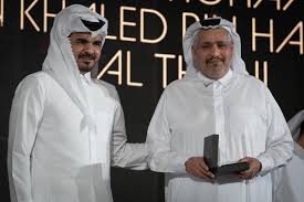 الشيخ جوعان بن حمد بن خليفة آل ثاني يكرم أفضل الرياضيين في يوم التميز الرياضي اللجنة المنظمة لسباق الهجن