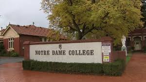 Shepparton (/ ˈ ʃ ɛ p ər t ən /) (yortayorta: Puohskq Gebn M