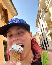 MIKAYLA NEVES (@mikayla.neves) • Instagram फोटोहरू र भिडियोहरू