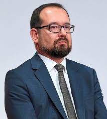 Mayrhofer übernimmt den zuletzt vakanten posten von wolfgang brandstetter. Michael Mayrhofer Wird Neues Ersatzmitglied Am Verfassungsgerichtshof Staat Justiz Derstandard At Inland