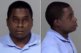 TV reporter arrested for pooping