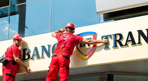 Până acum au fost soluționate 20.226 de solicitări. CoronacrizÄ Banca Transilvania A Decis Amanarea Ratelor Aferente Cardurilor De Credit ClienÈii BeneficiazÄ De O PauzÄ PanÄ In Luna Mai 2020 Stiri Bancare