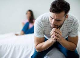 أسرار الدورة الشهرية للرجال تصل ذروتها من 40 لـ 55 اسالني وانا أجاوبك couple photos scenes photo