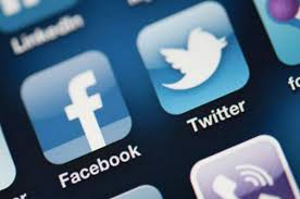 اركان السبلاني عبر نويتر تذكر قبل ان تغفو على أي وساده أيناموا الليل من ذبحوا بلادهم بالعلم والعمل لنبني العراق سوريا ليبيا اليمن لبنان وكل بلادنا