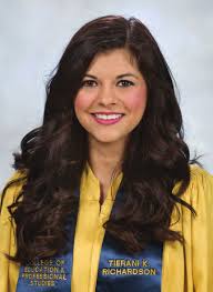 C O M M E N C E M E N T S P R I N G 2 0 1 8