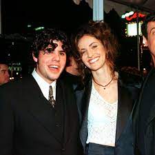 Other names that ronald uses includes ronald gilbert sohn and ronald g sohn. Sylvester Stallone Altester Sohn Tot Der Spiegel