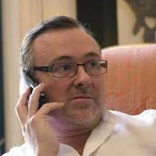 Wit poeder gevonden bij ex-ambassadeur Schmidt