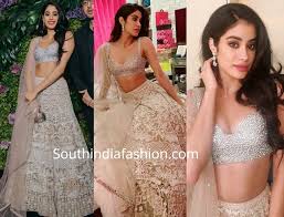 Boney kapoor, janhvi kapoor and khushi kapoor, the sisters beautiful in wedding lehengas. Janhvi Kapoor At Dinesh Vijan Wedding Reception South India Fashion
