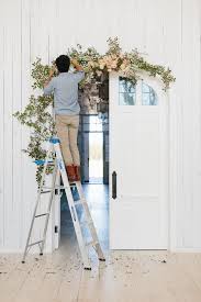 Diy flower arrangements range from basic to extravagant. Diy Floral Doorway Arch Diy Wedding Decor 100 Layer Cake
