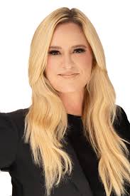 Breezy Taylor's Instagram, Twitter & Facebook