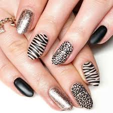 Animalitos uñas decoradas de animales is now becoming widely popular by friends all around us, one of these buddy. Https Www Xn Uashermosas 1db Com Estilos Unas Animal Print