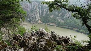 Investitia va genera mii de locuri de munca. 50 De Motive Turistice Pentru A Vizita Frumosul Banat Turism Istoric