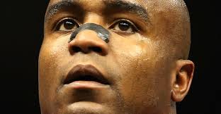 Donte Whitner leaves blowout with knee injury