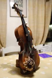 Butterflea Market Christmas Project 2013 Decorated Violin From The Beginning Of 1900 Christmas Projects Violin Little Houses