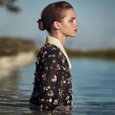For everything about the lovely and glorious emma watson. Emma Watson Side Profile Via R Emmawatson