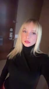 Dani Devine Official