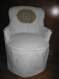 Epingle Sur Fauteuil Crapaud