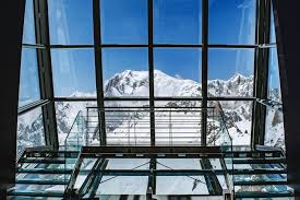 Mont blanc du côté italien. Courmayeur Und Die Seilbahnen Skyway Monte Bianco Mont Blanc Reiseziele Italien Seilbahn