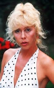 Debbie Linden's Instagram, Twitter & Facebook