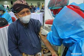 Trong số này, 76 ca đang điều tra dịch tễ, 725 ca được phát hiện ở khu cách ly hoặc. Indonesia Ghi Nháº­n 8 161 Ca Nhiá»…m Covid 19 Trong Má»™t Ngay