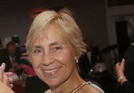 Longtime manager, 61, to leave job this spring