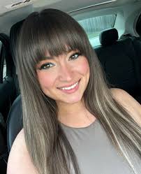 Hey everyone! It's Mary Anne! This is a gentle reminder to give me that  daily vote that I need for this contest. ITS FFEE! If you donate by  clicking