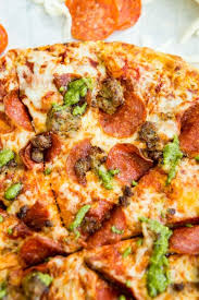 Pesto Pepperoni Sausage Grilled Pizza Oh Sweet Basil Recipe Pesto Pizza Toppings Grilled Pizza Pepperoni